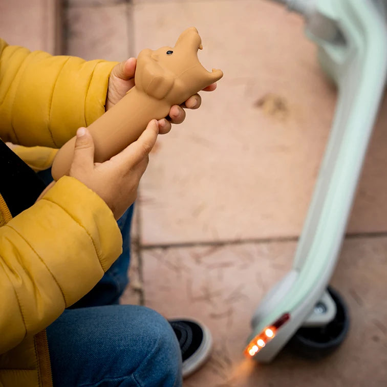 LINTERNA INFANTIL SILICONA LION