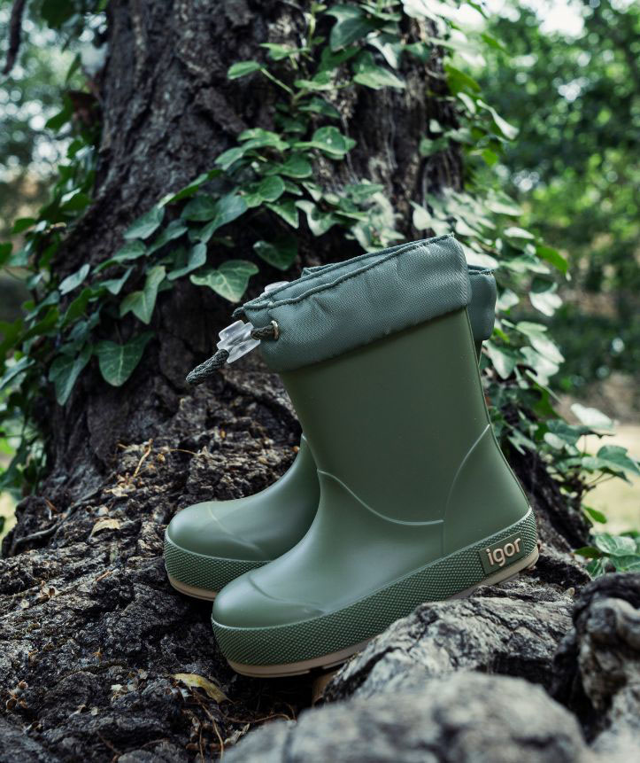 BOTA AGUA YOGI DK CUELLO VERDE
