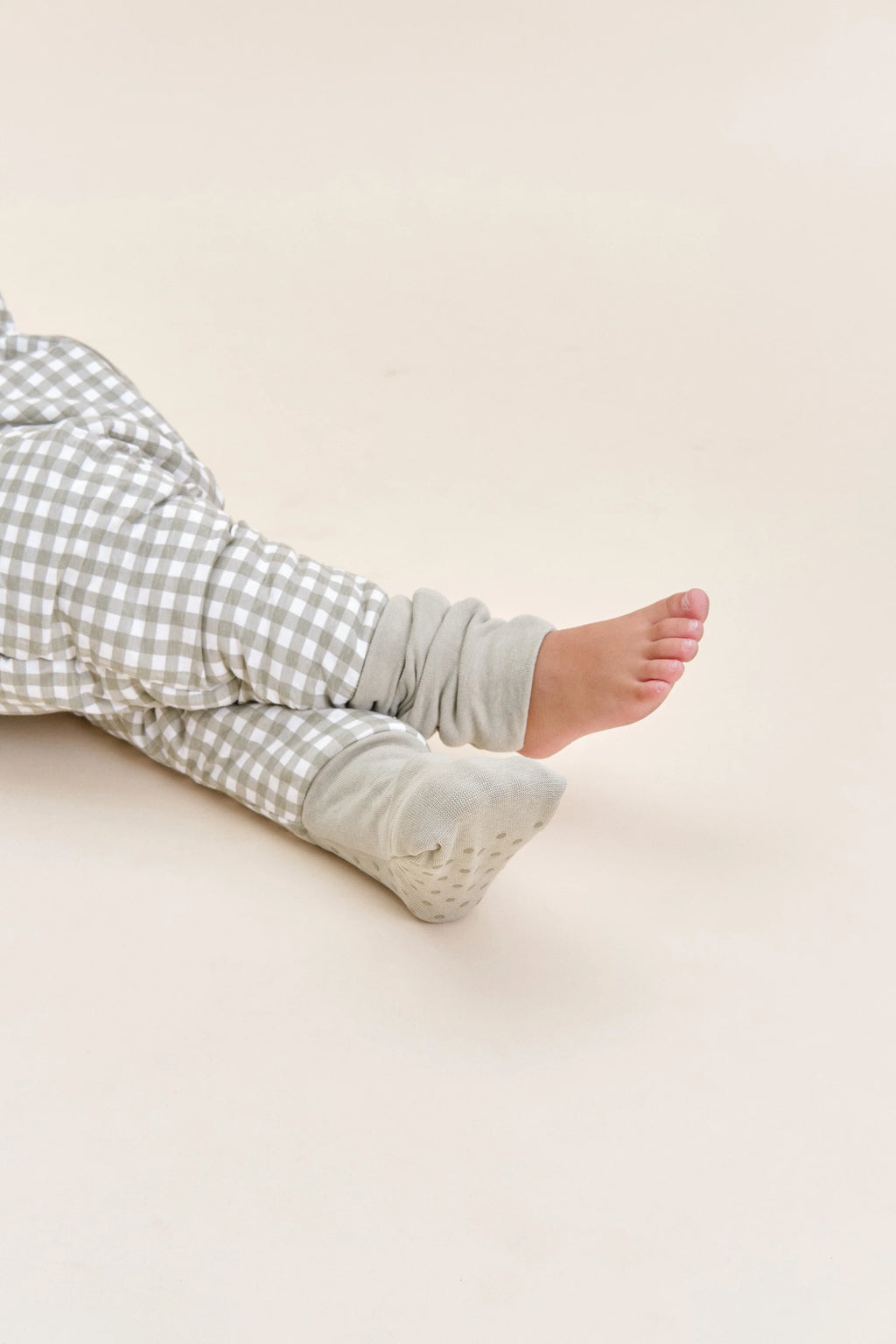 PIJAMA MANTA CON MANGAS Y CALCETINES -MINT TEA- TOG 2.5