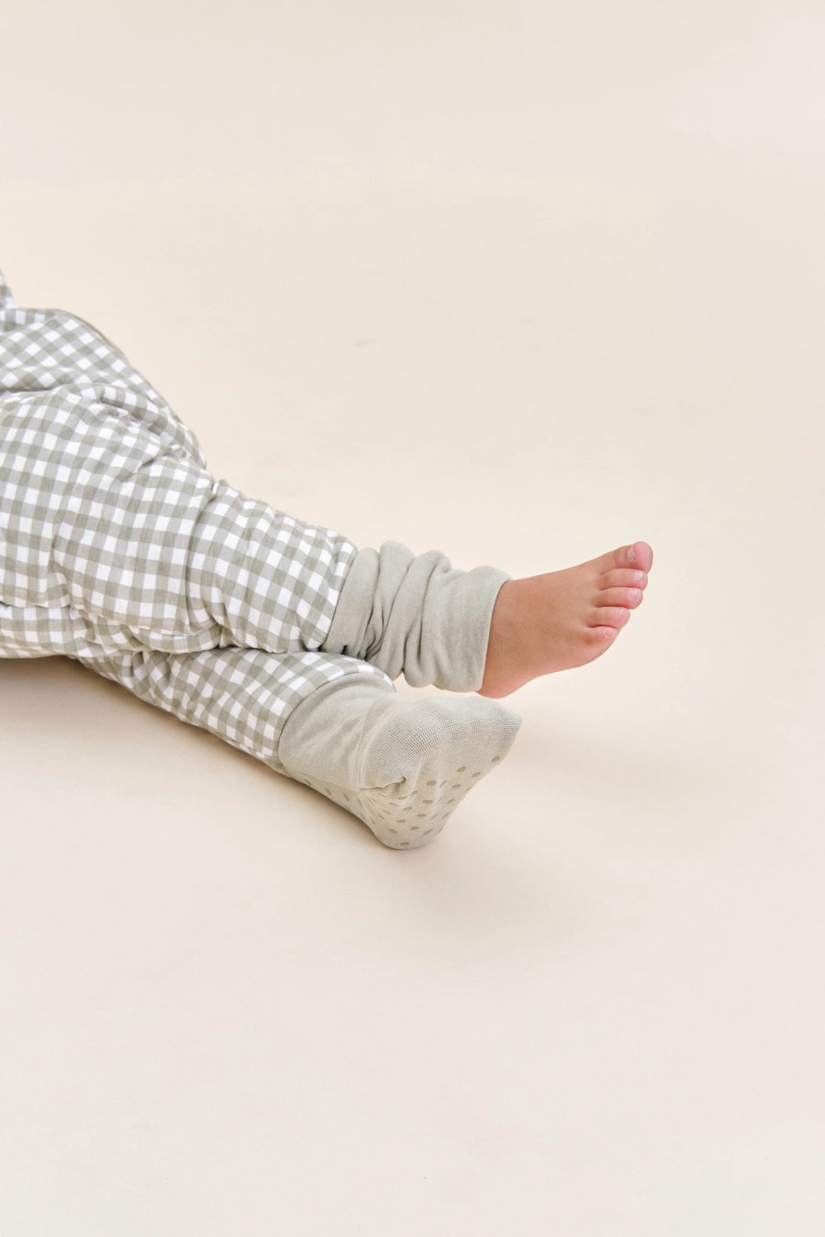 PIJAMA MANTA CON MANGAS Y CALCETINES -MINT TEA- TOG 2.5