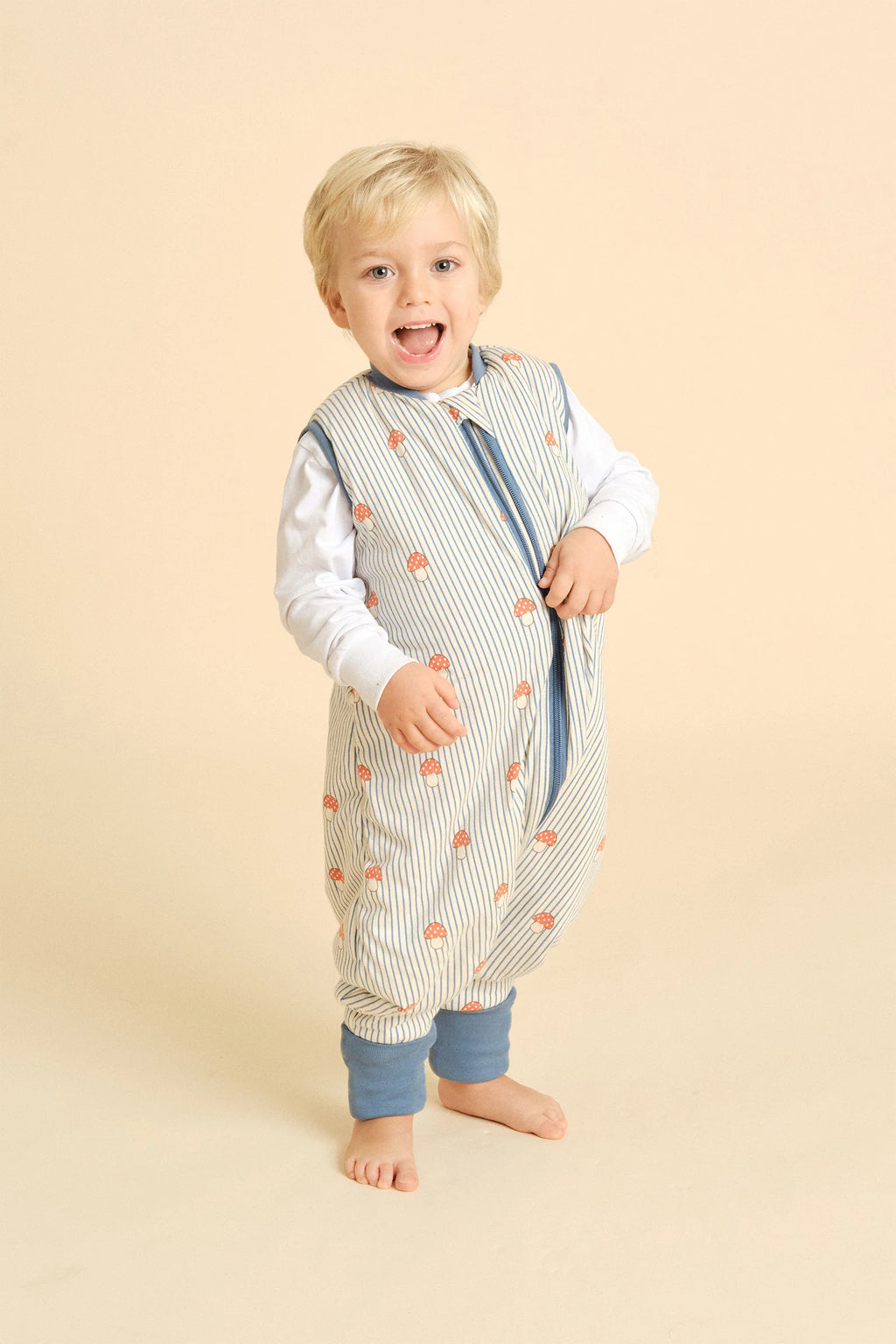 PIJAMA MANTA CON CALCETINES ANTIDESLIZANTES -MUSHROOMS- TOG 1