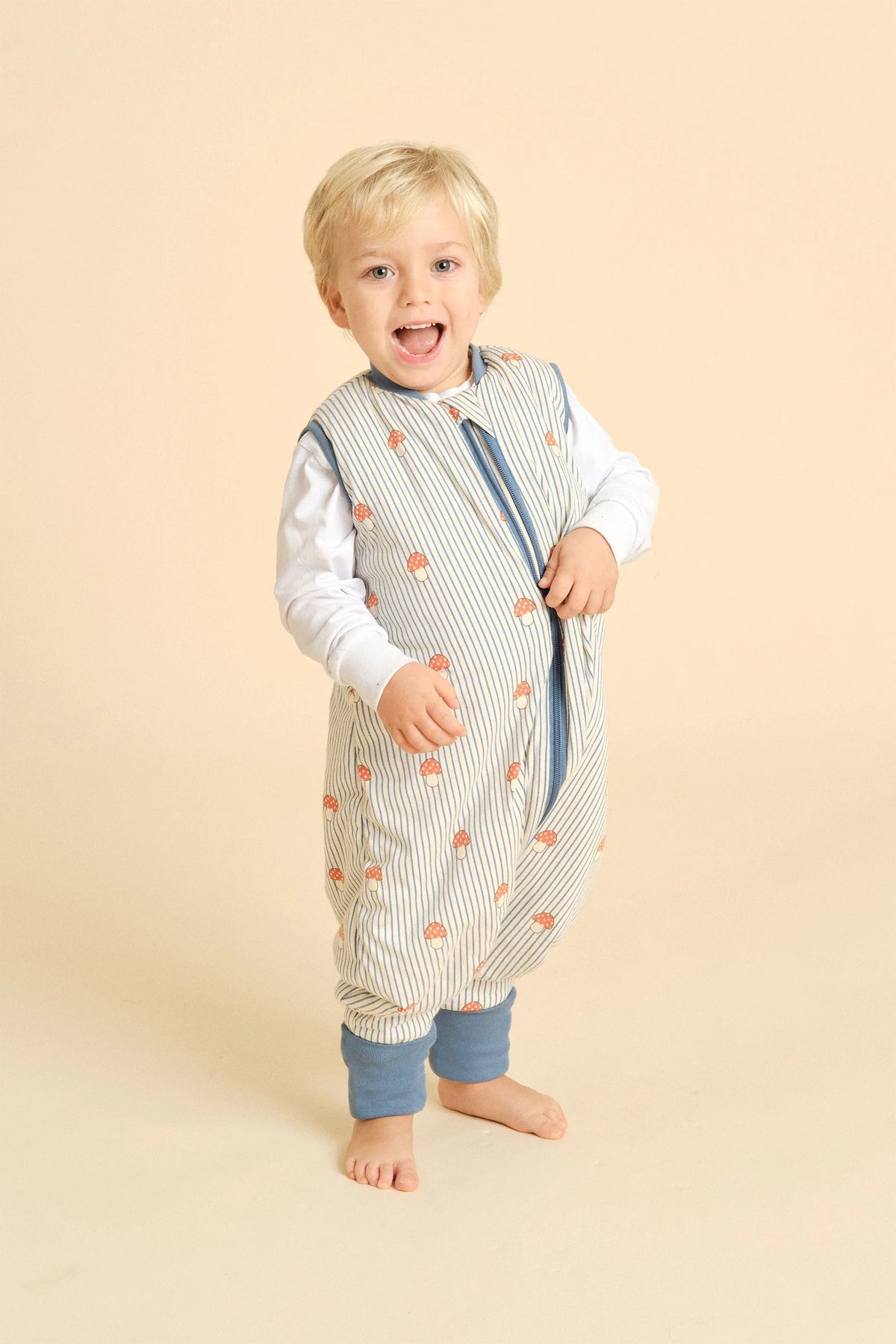 PIJAMA MANTA CON CALCETINES ANTIDESLIZANTES -MUSHROOMS- TOG 1
